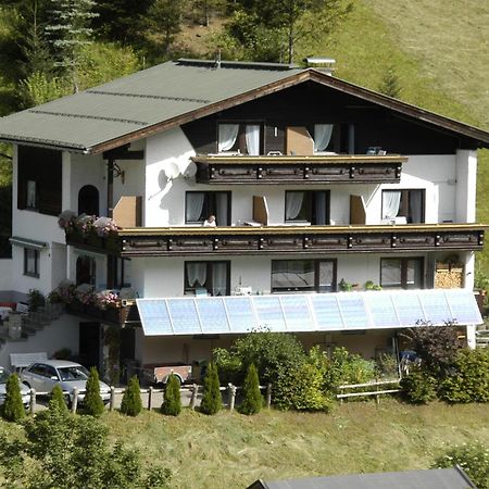 Gaestehaus Winsauer Mittelberg Exterior foto