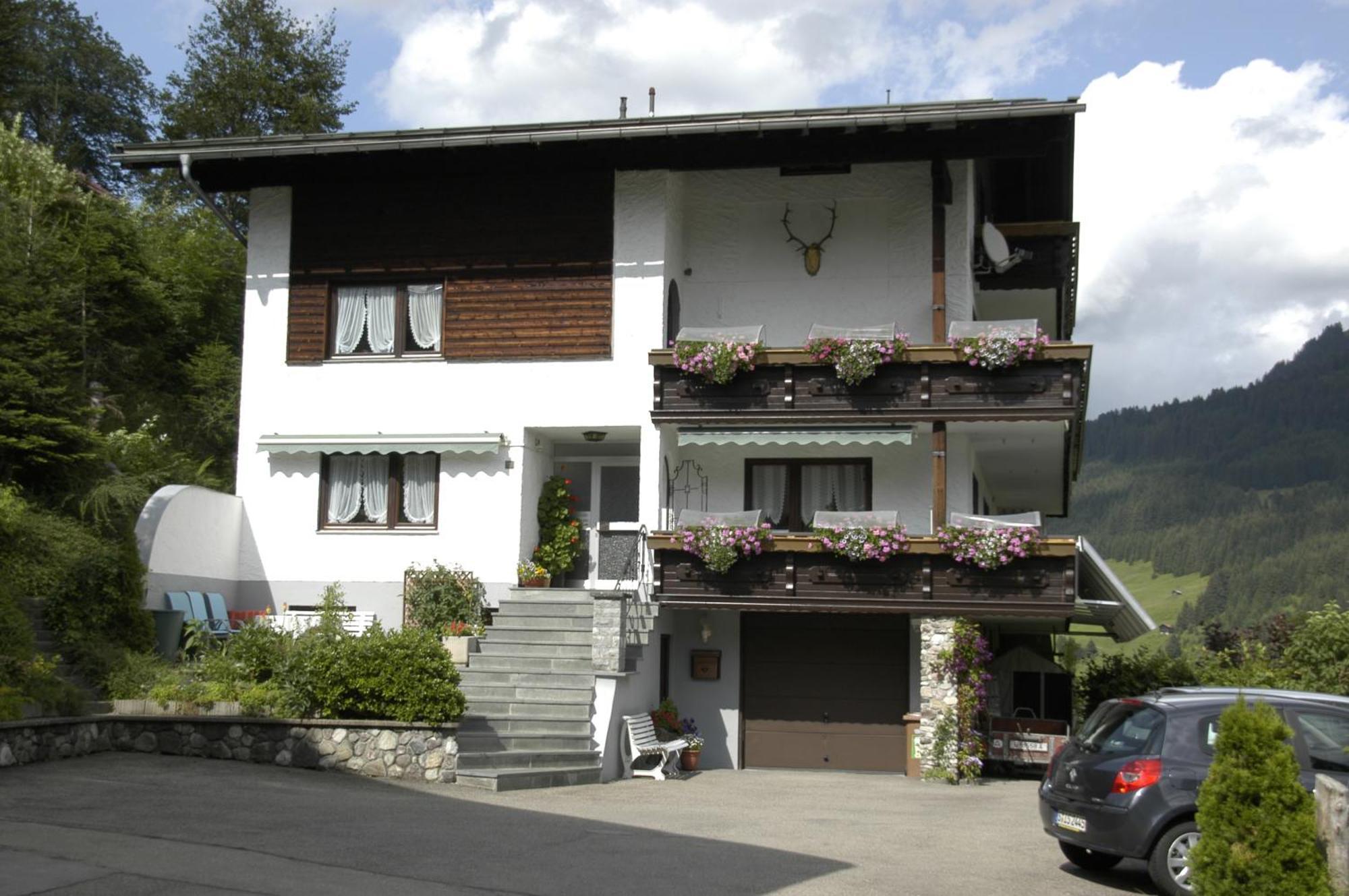 Gaestehaus Winsauer Mittelberg Exterior foto